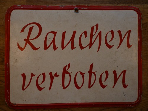 Altes blech schild rauchen - blech,