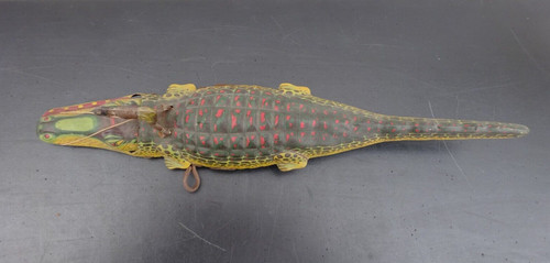 Altes blech krokodil mit - blech,