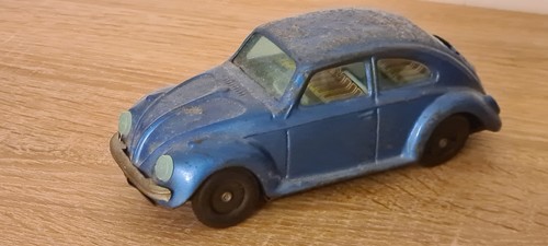Altes blechauto käfer - vw,